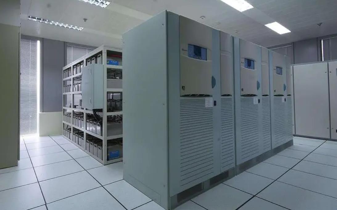 华南热作学院发电机自启装置的价格大概是多少?